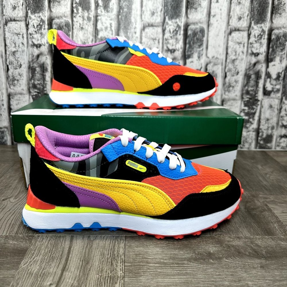 Puma Rider FV Lava Youth size 6.5/Women size 8